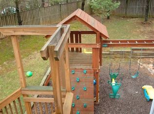 9113 Tallfield Ct, Lanham, MD 20706