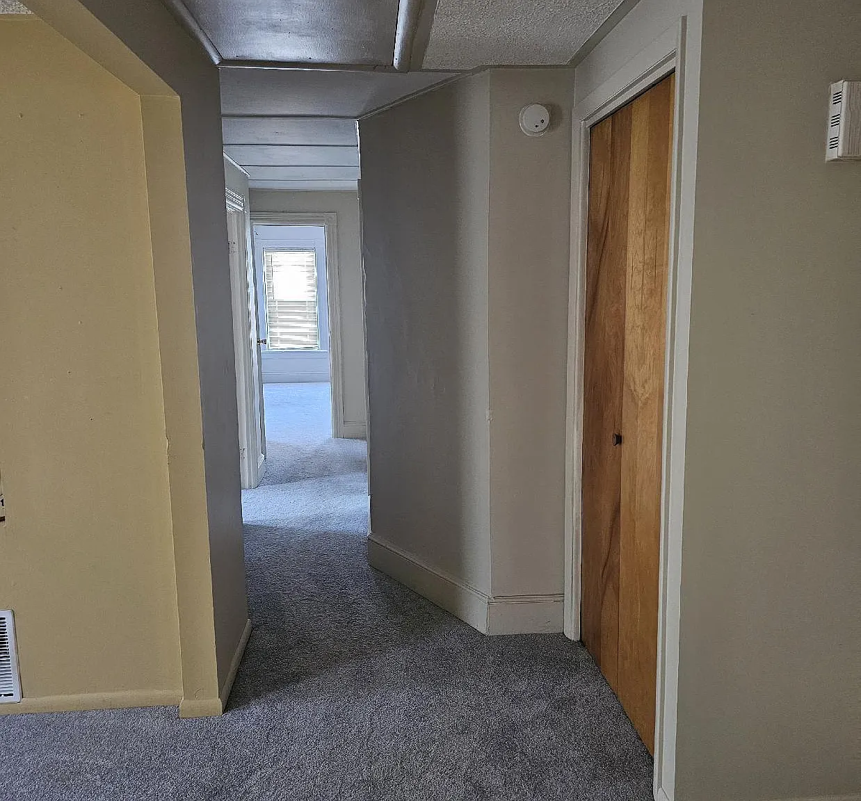 2 bed, 1000 sqft, $1,650 — Photo 4