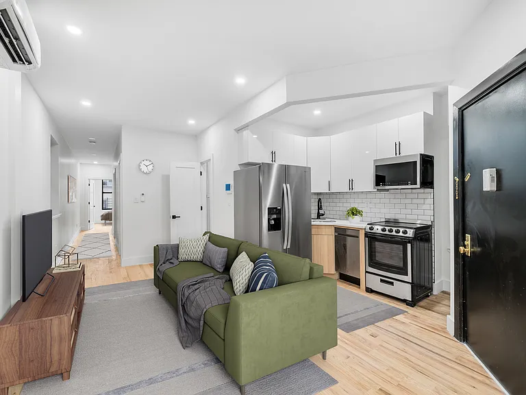 312 Manhattan Ave #4D — Photo 4