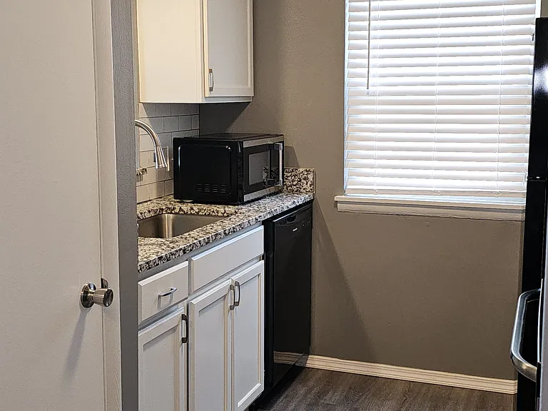 7321 S Yale Ave #117 — Photo 7