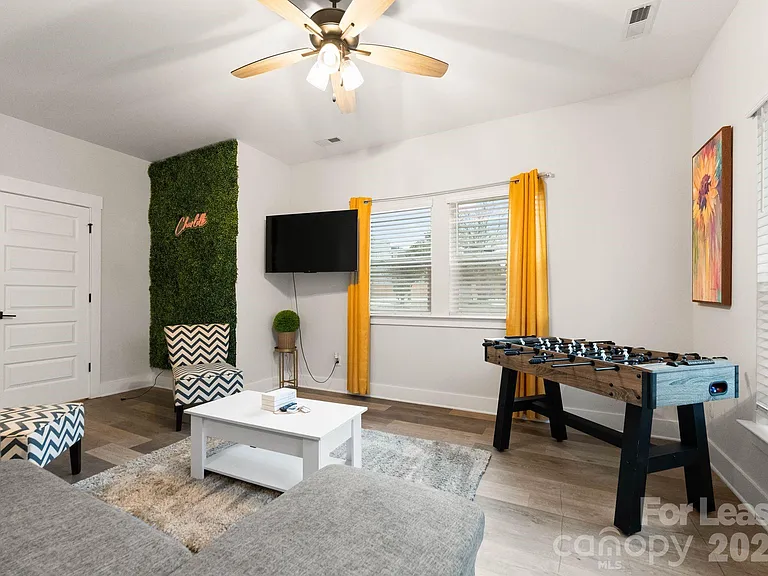 648 W End Dr — Photo 8