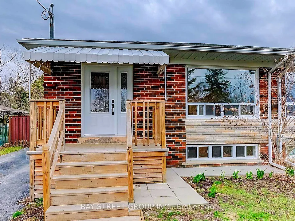 382 Blue Grass Blvd
