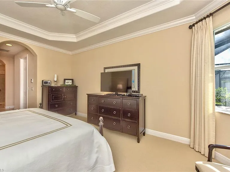 7755 Martino Cir — Photo 14
