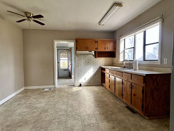 5th image of 3754 Aedc Rd