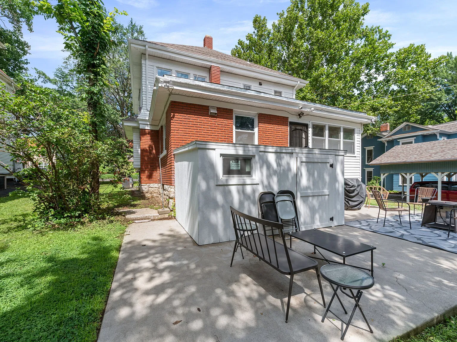 319 North Delaware Street - RM #3 — Photo 2