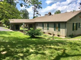 710 E Evergreen Dr, Paoli, IN 47454