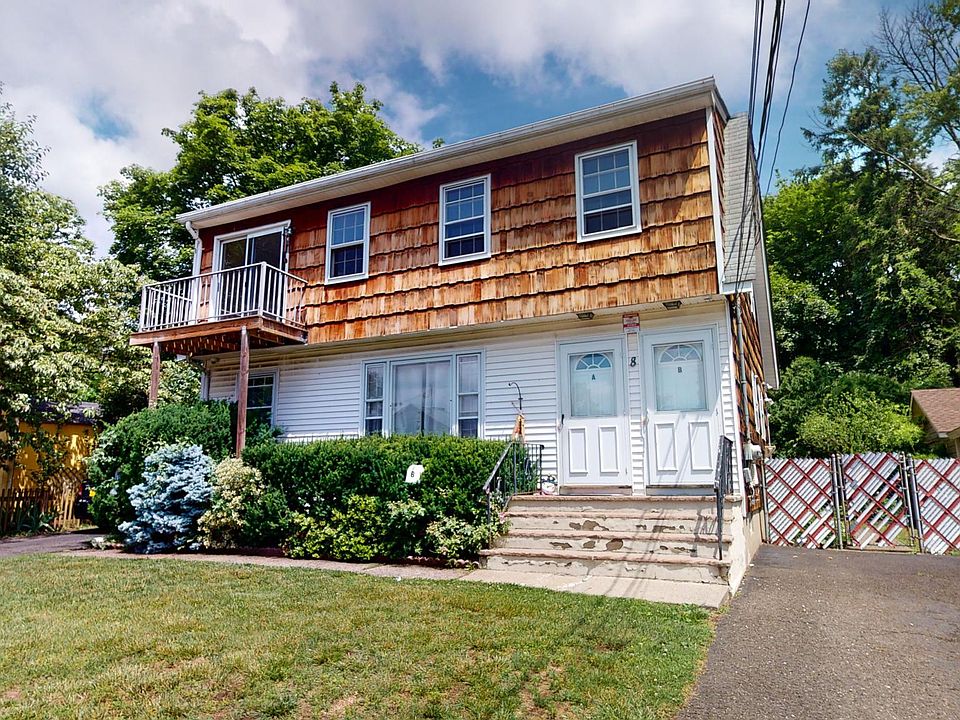 1st image of 8 Lincoln St #B