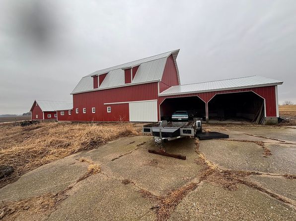 1823 Coleta Rd, Milledgeville, IL 61051