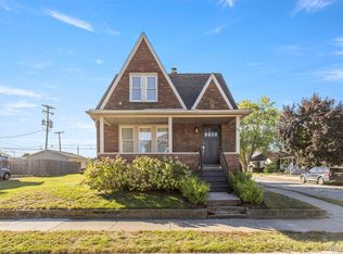 93 Perry Pl, Wyandotte, MI