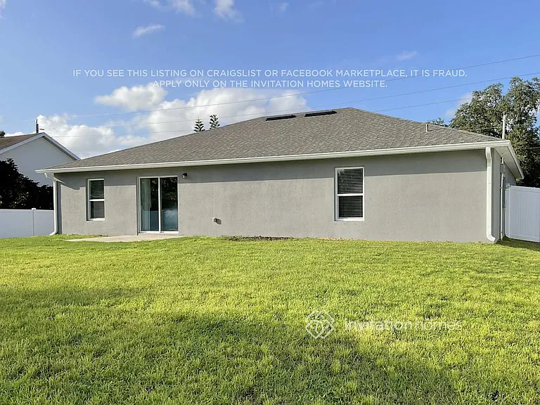 1030 Elmont St NW — Photo 17