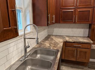 224 Erie St #3, Scranton, PA 18510