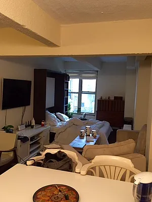 Rented by ELK Investors | media 18