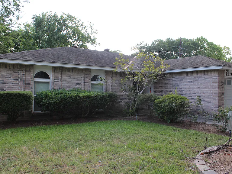 23123 Birnam Wood Blvd — Photo 3