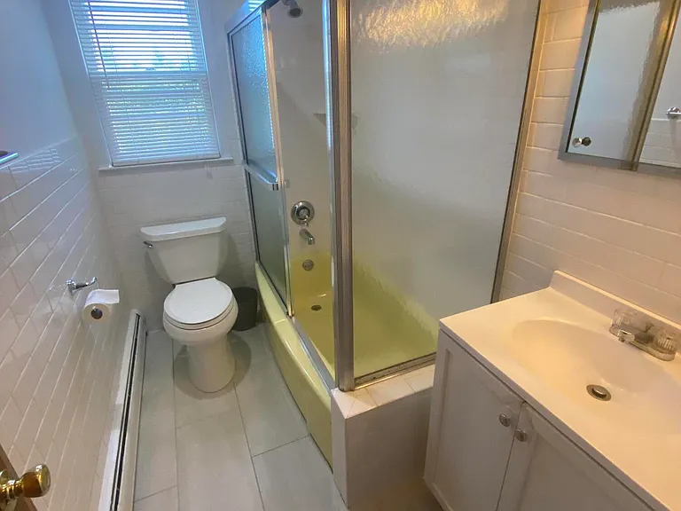 43 Dwight Dr — Photo 5