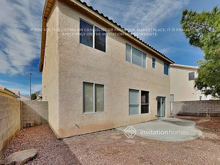 8068 Sweet Clover Ct — Photo 23
