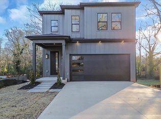 112A Chestnut St, Greenville, SC 29605