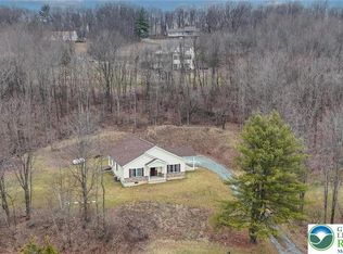 2021 Evergreen Dr W, Tamaqua, PA 18252