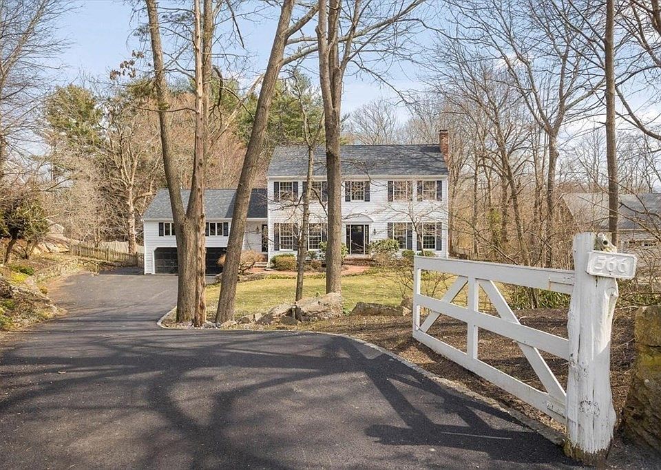 566 Main St, Hingham, MA 02043 Zillow