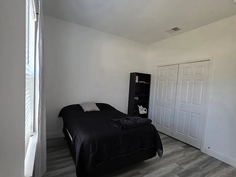 14886 SW 43rd Ct — Photo 5