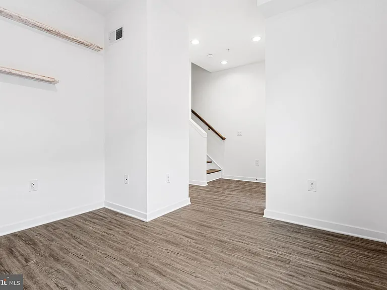 3121 Beach View Ln #A — Photo 13