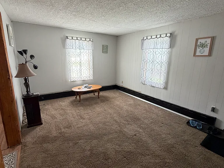 2824 Standish Rd — Photo 6