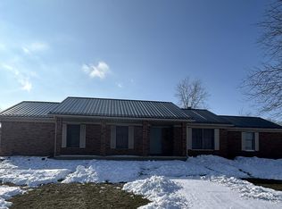 1051 W Division Rd, Huntington, IN 46750