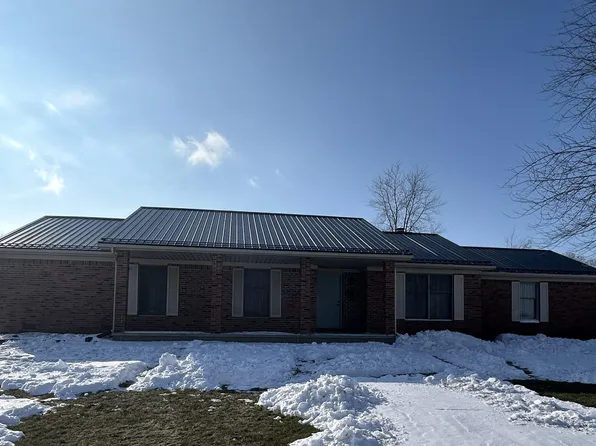 1051 W Division Rd, Huntington, IN 46750