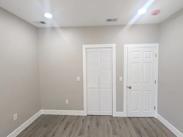 157-159 Sunset Ave #2 — Photo 11