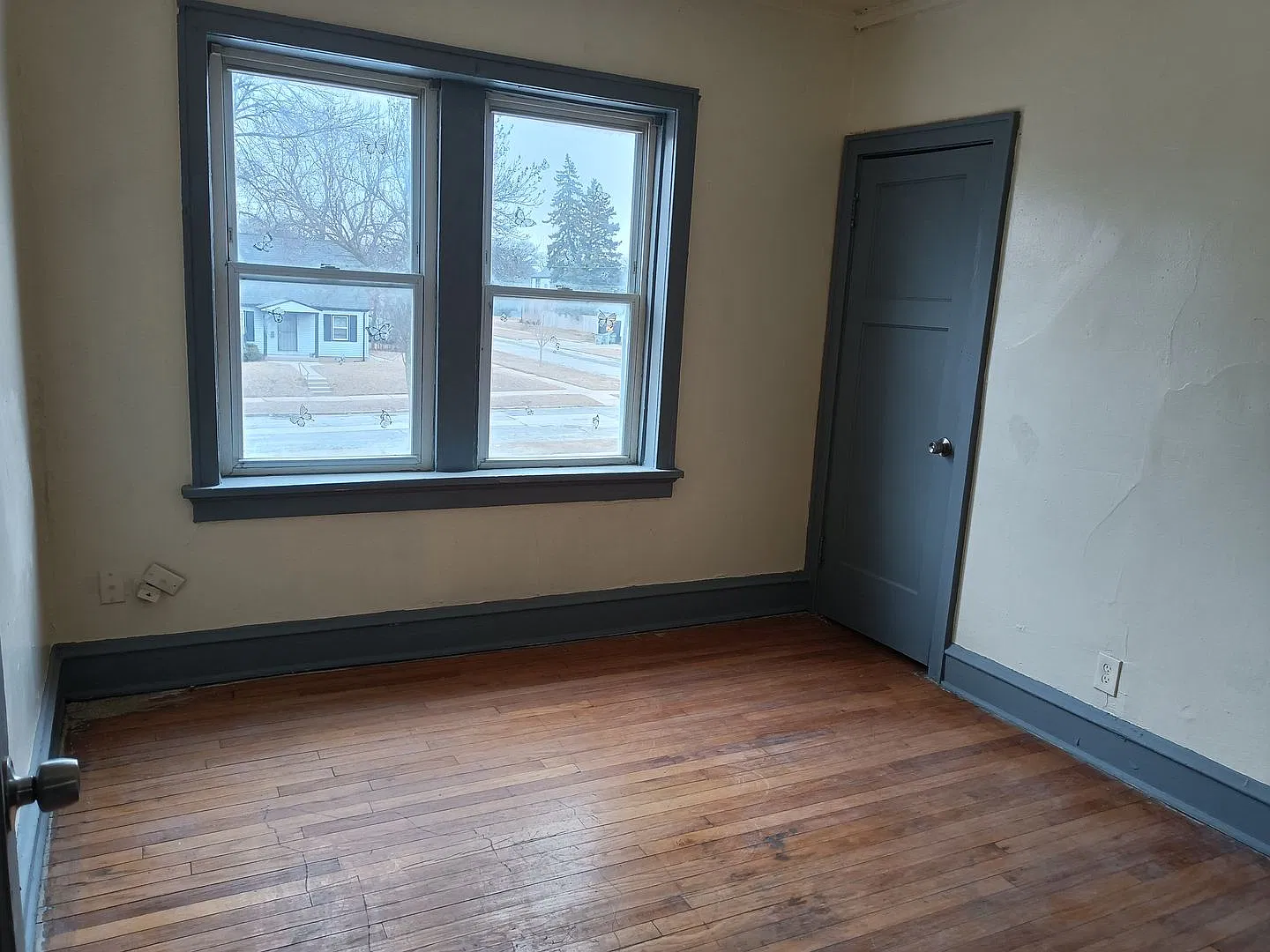 3112 W Glendale Ave — Photo 3