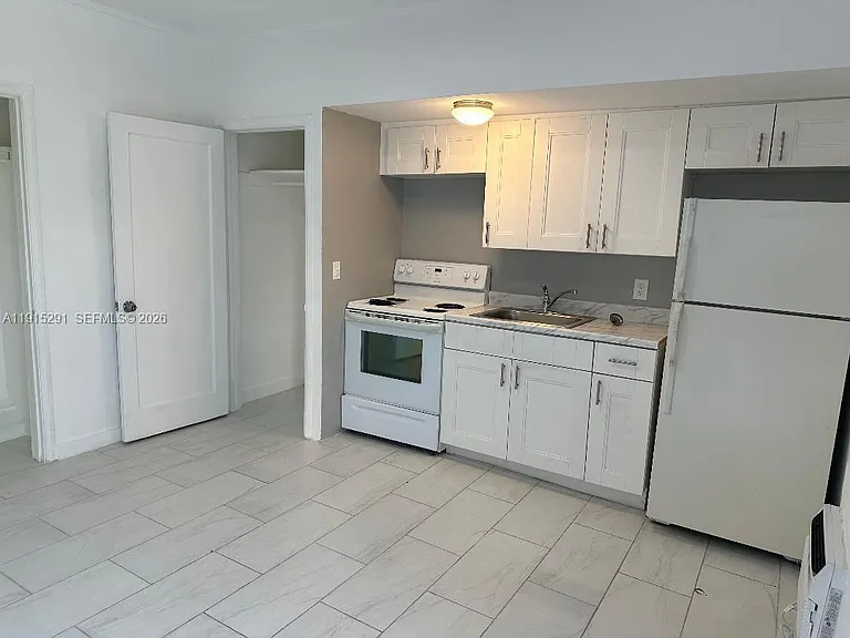 1293 NE 109th St #3 — Photo 3
