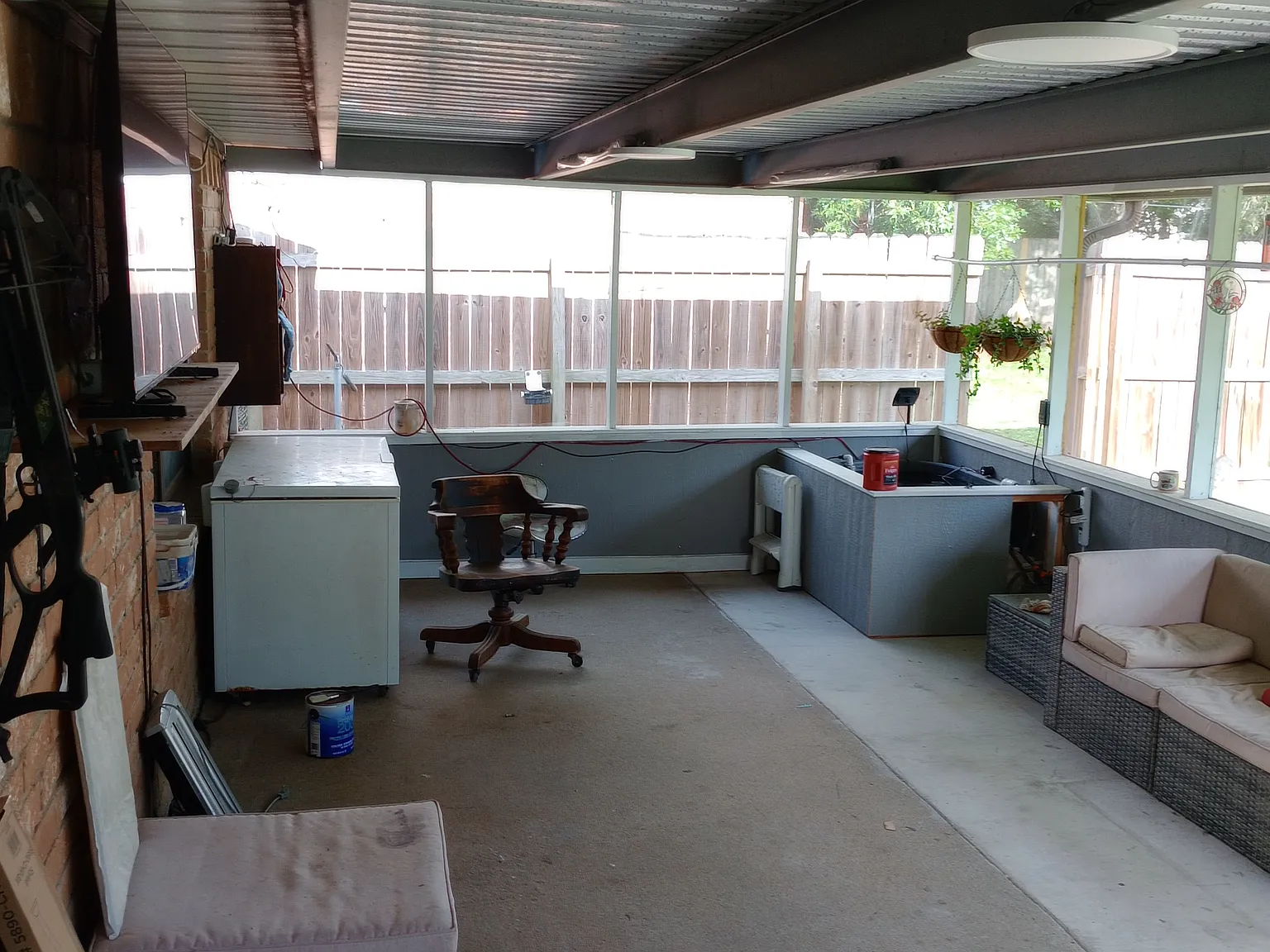 3 bed, 1400 sqft, $2,100 — Photo 2