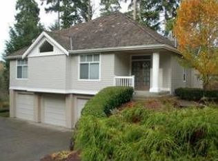 5210 NW Village Park Dr, Issaquah, WA 98027