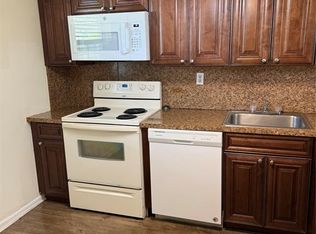 5535 Lakewood Cir N APT 324, Margate, FL 33063