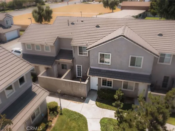 220 W Walnut Ave Unit B, Rialto, CA 92376