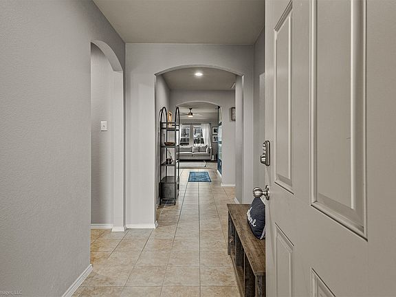 5th image of 2440 Willard Way