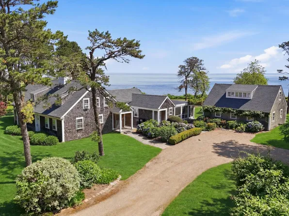 91 Plantingfield Way, Edgartown, MA 02539