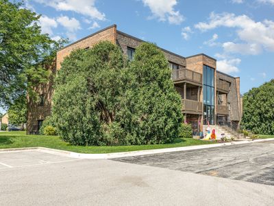 1440 Stonebridge Cir APT J10, Wheaton, IL, 60189
