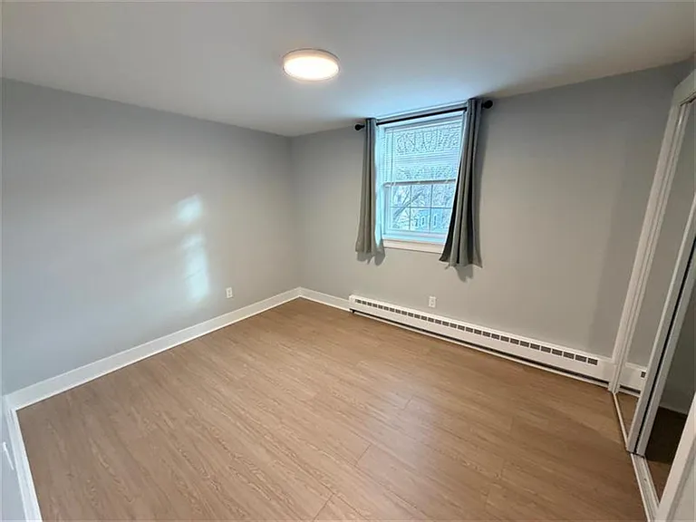 132 Sherman St #4 — Photo 3