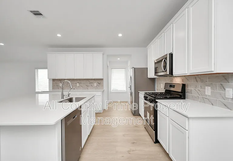 29935 Gallatin River Ln — Photo 7