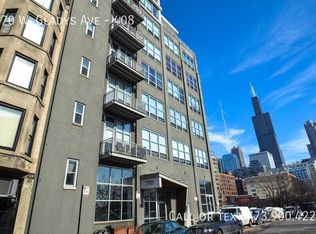 770 W Gladys Ave APT 408, Chicago, IL 60610