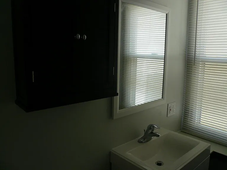 423 N 33rd St #3 — Photo 9