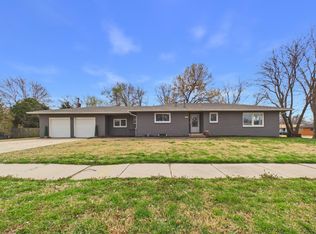 7701 E Lincoln St, Wichita, KS 67207