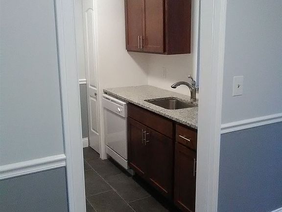 4 Kitchen 1