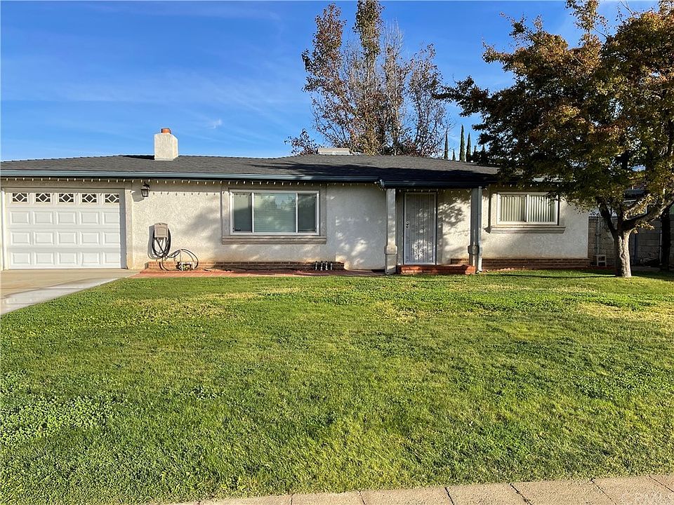 930 E 13th St Beaumont CA 92223 Zillow