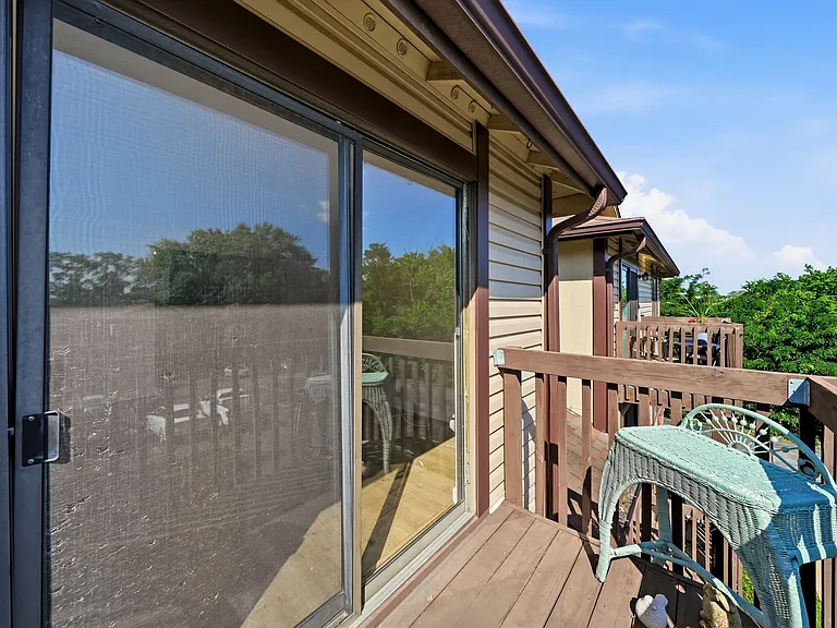 1021 Adworth Dr #J — Photo 15