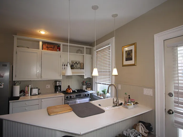 771 Summit St — Photo 3