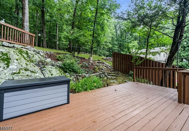 76 Valley View Dr — Photo 19
