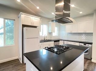28 Bonito Ave, Long Beach, CA 90802