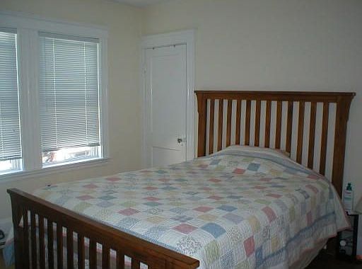 2nd image of 33 Clarendon Rd #1