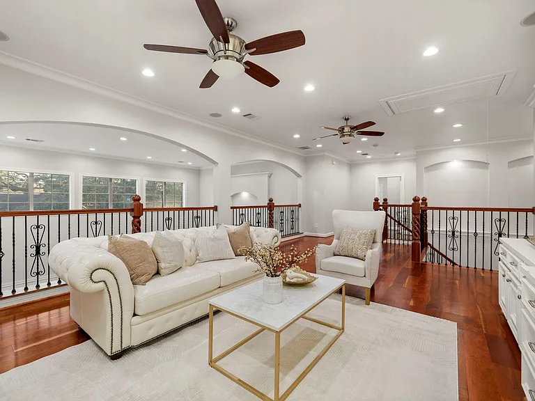 12927 Hansel Ln — Photo 34